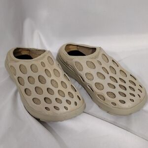 NWOB Merrell Tan Mesh Slip-On Shoes Womens Size 10